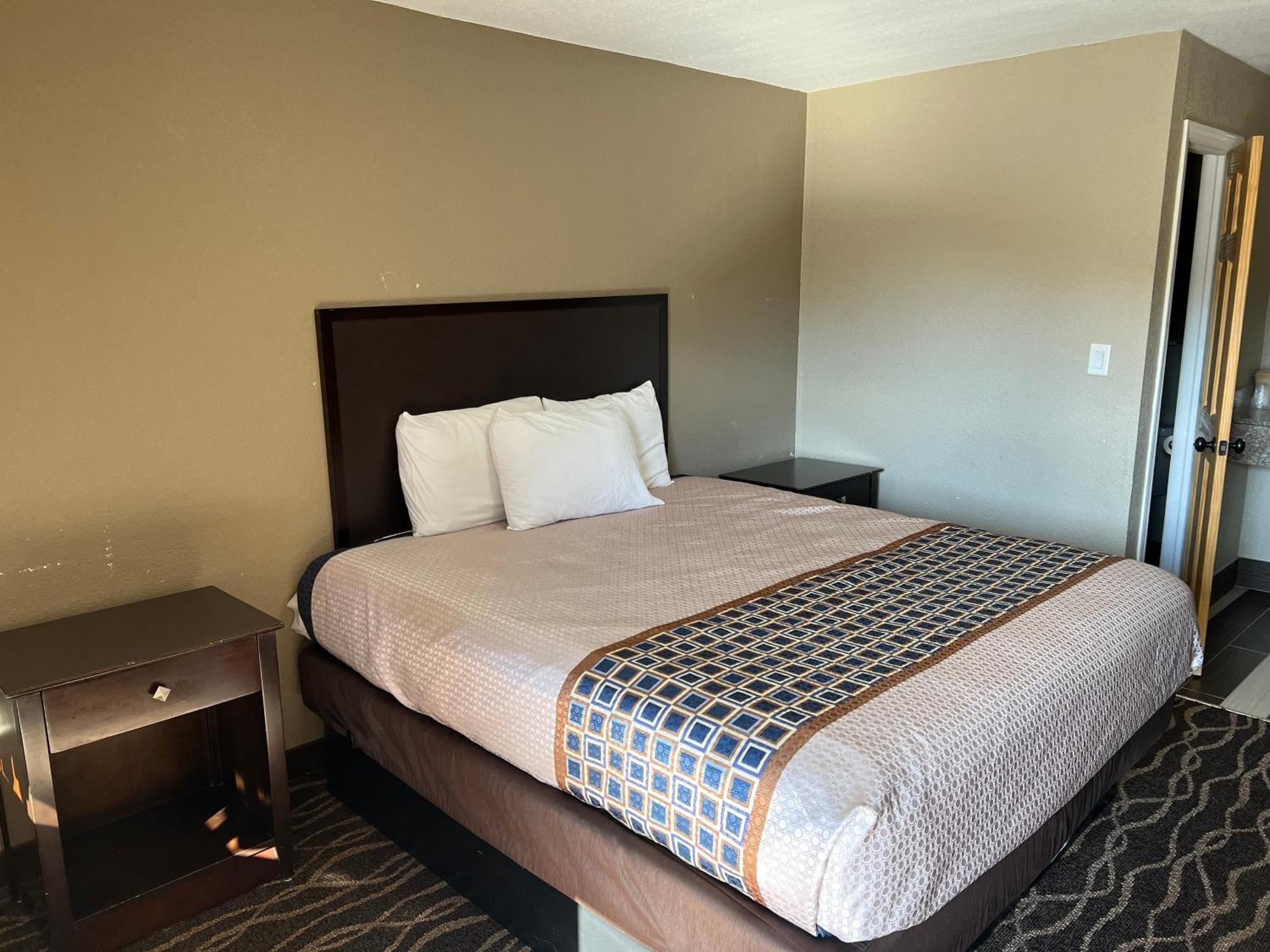 Westbridge Inn And Suites Centerville Zewnętrze zdjęcie